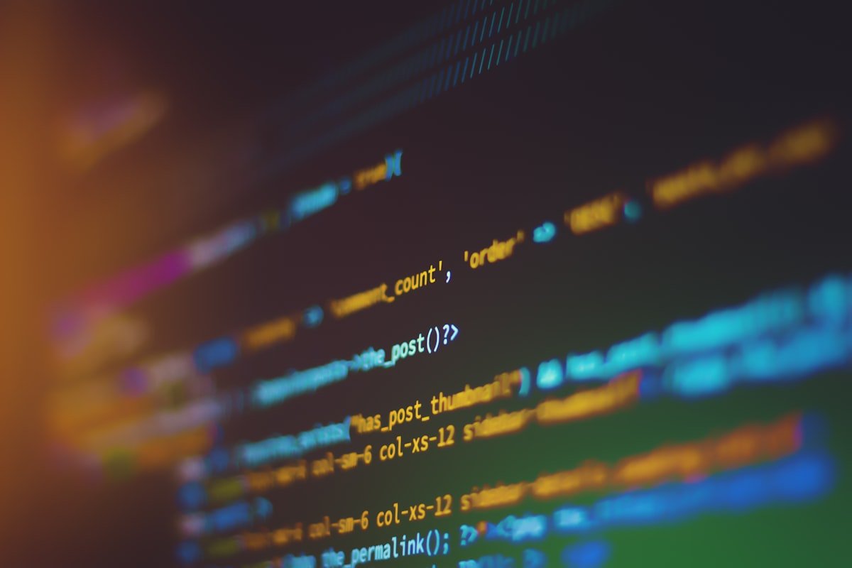 Code on screen - dynamic programming patterns